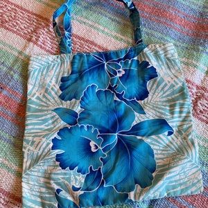 Small tropical purse